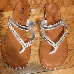 Tan and silver sandals!